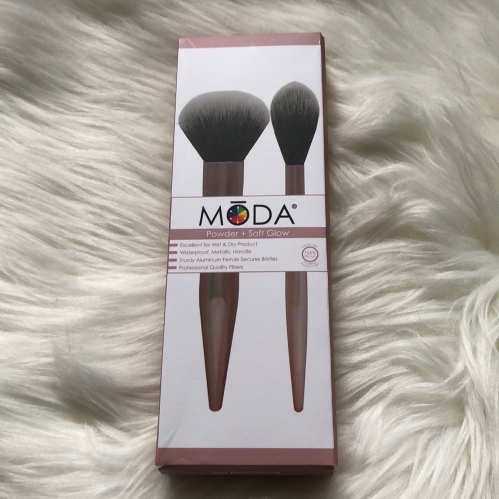 Brand New Moda brushes